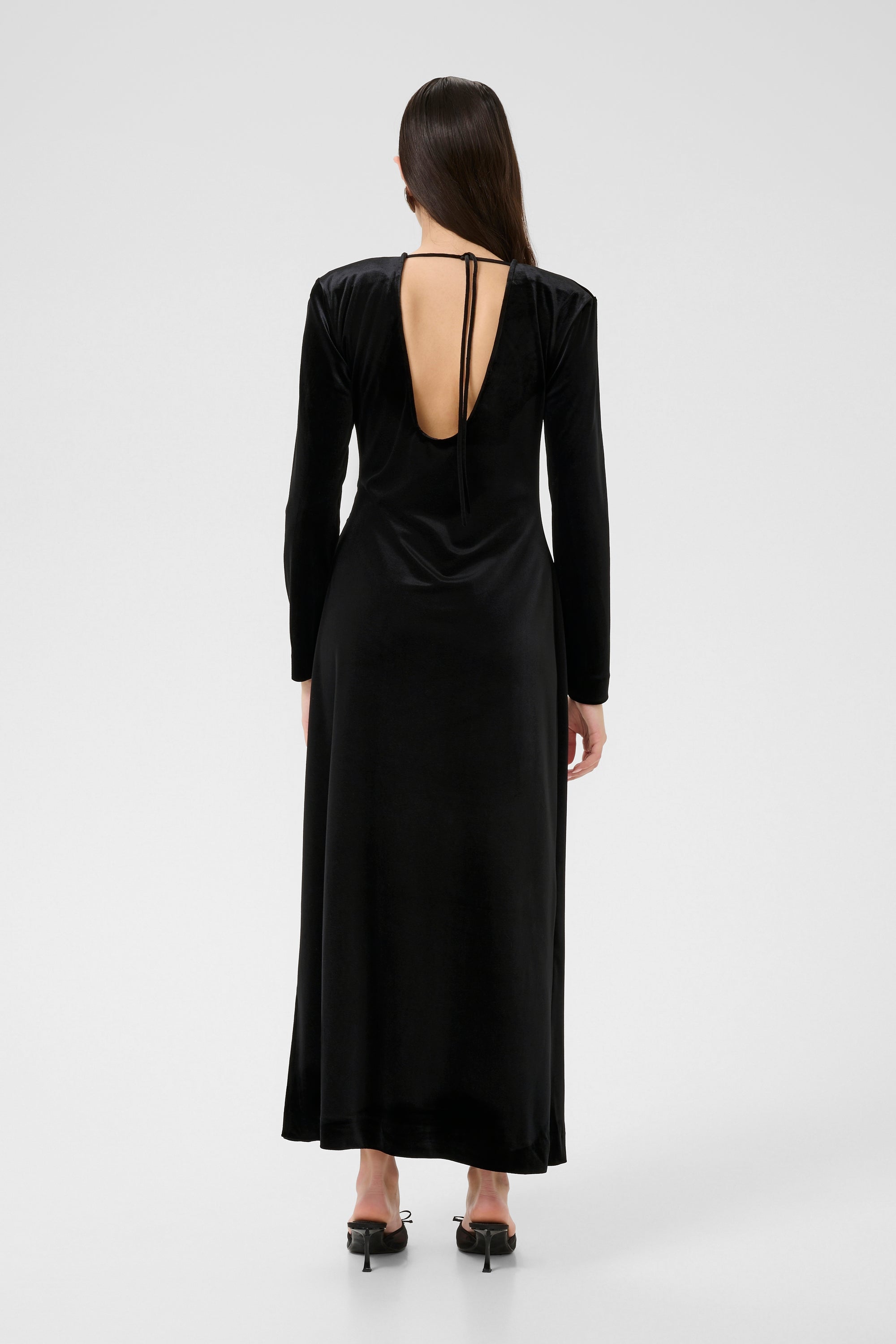 Cecilia Long Velvet Dress Black
