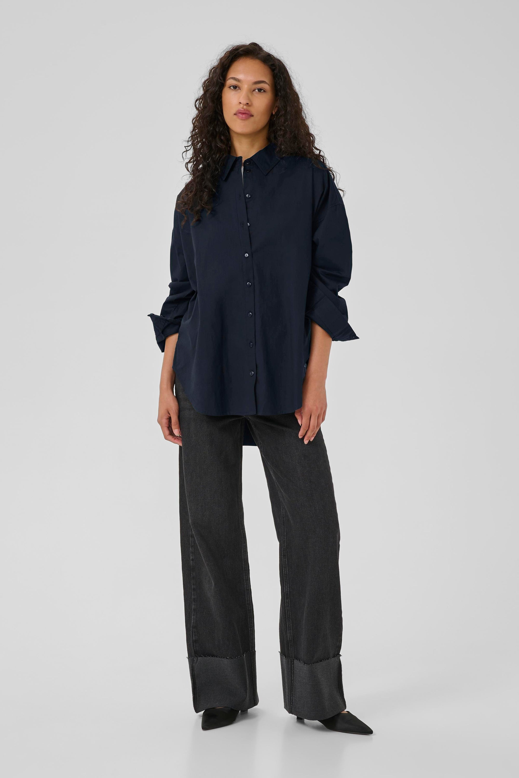 MEW Sunna Boxy Shirt Black