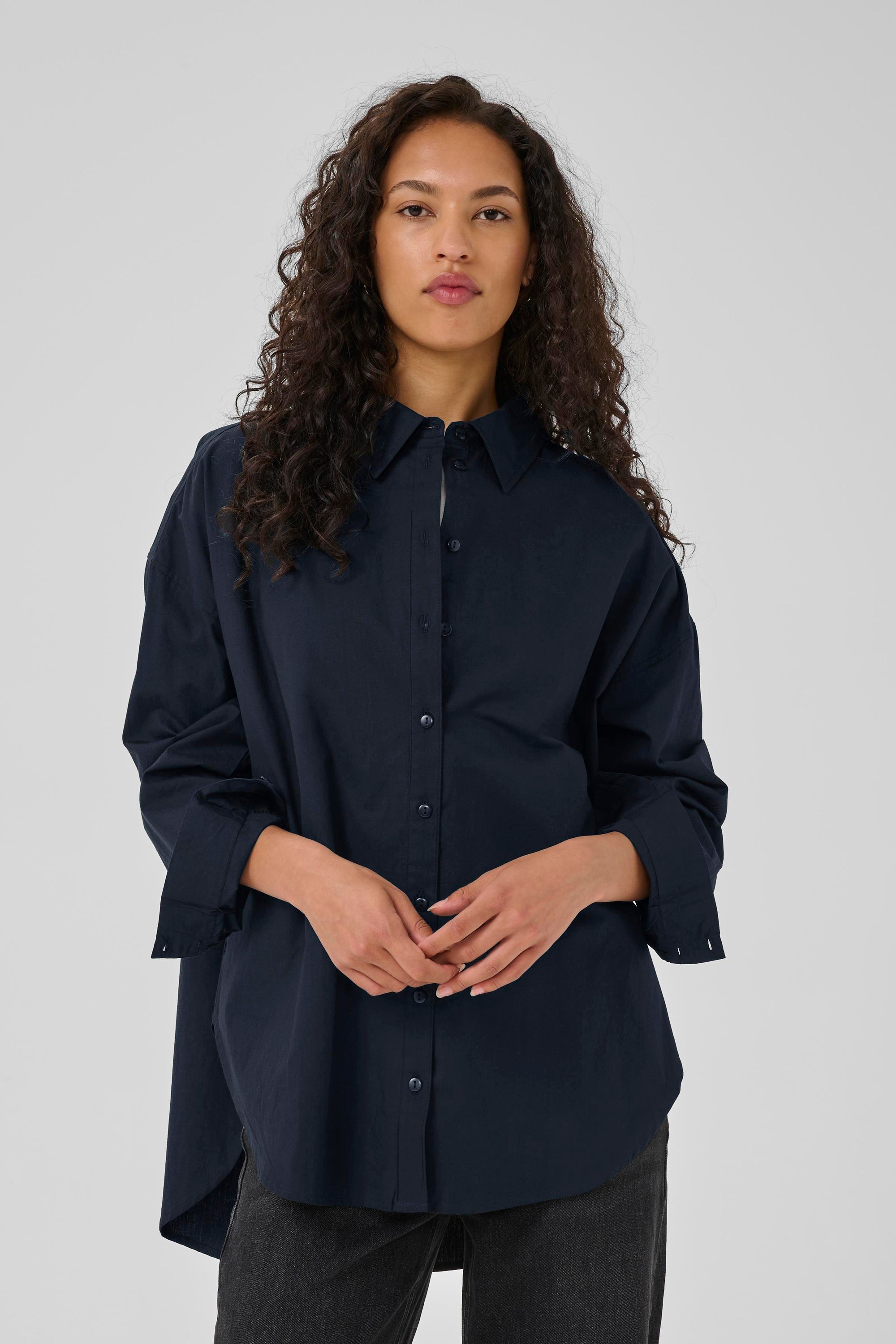 MEW Sunna Boxy Shirt Black