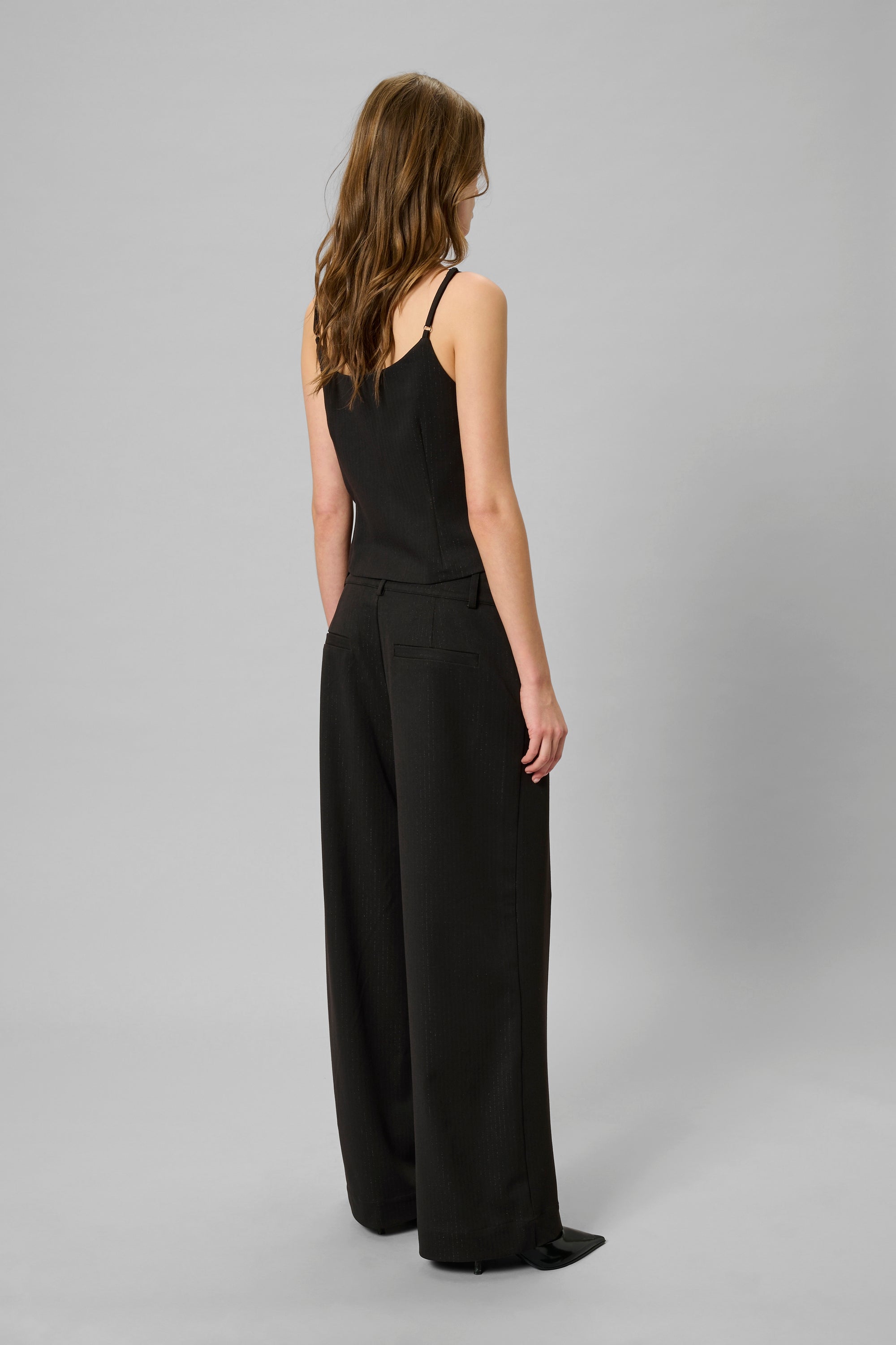 MEW Reece Strap Vest