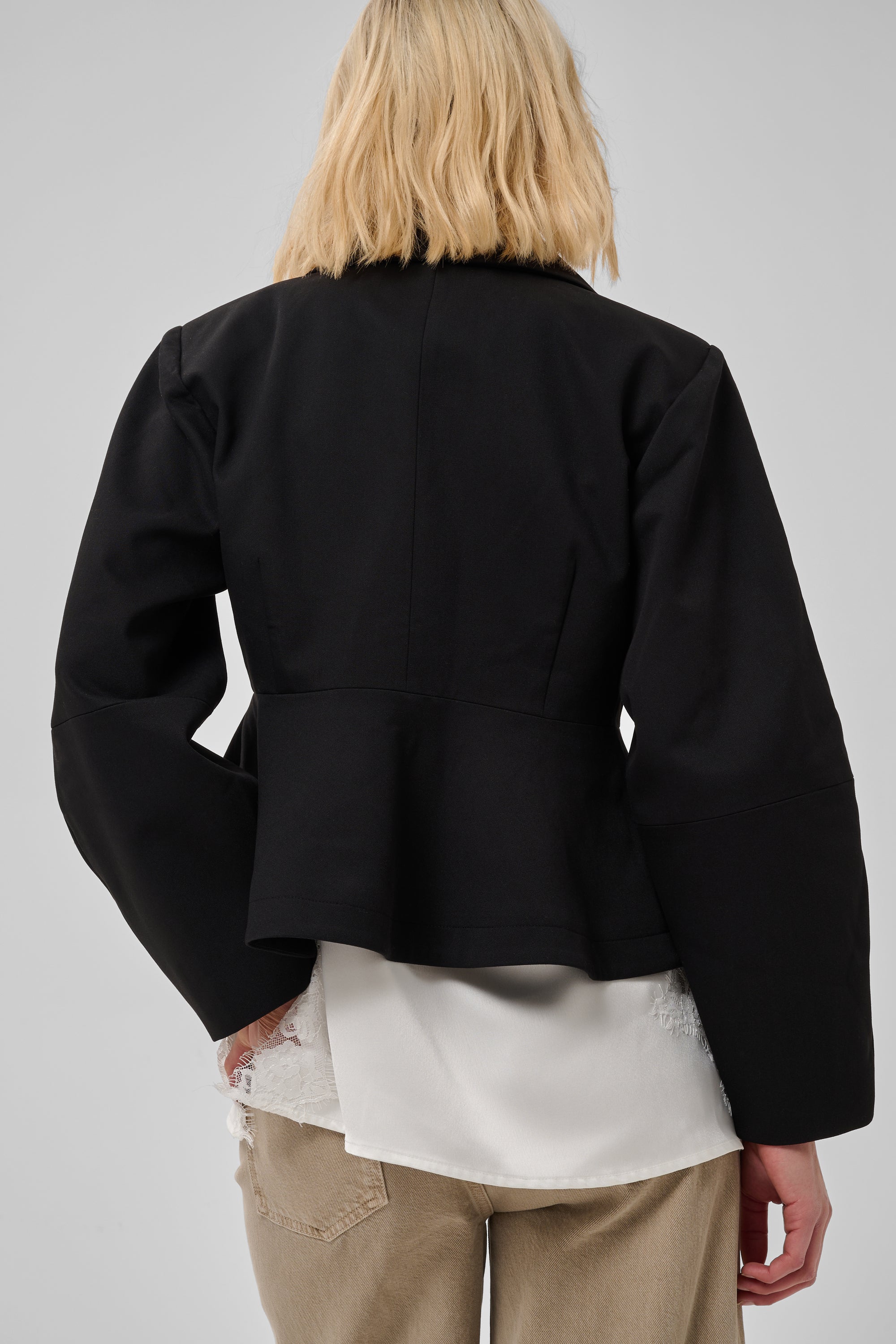 MEW Evie Shaped Blazer Black