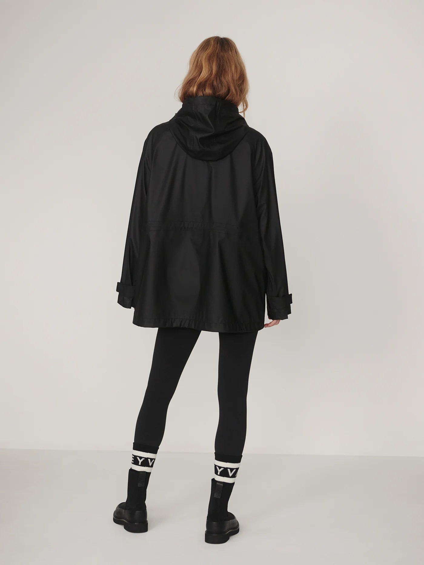 Varley Orlen Short Rain Jacket Black