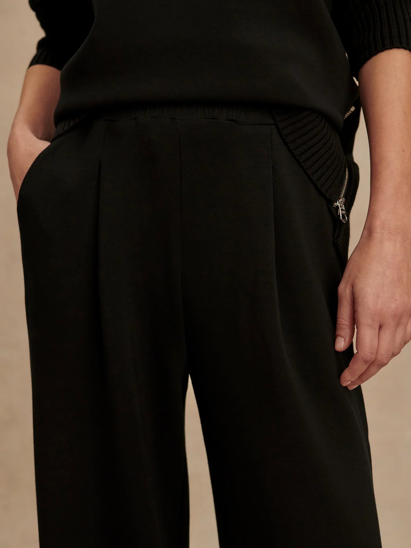 The Extra Wide Leg Pant 29.5" Black