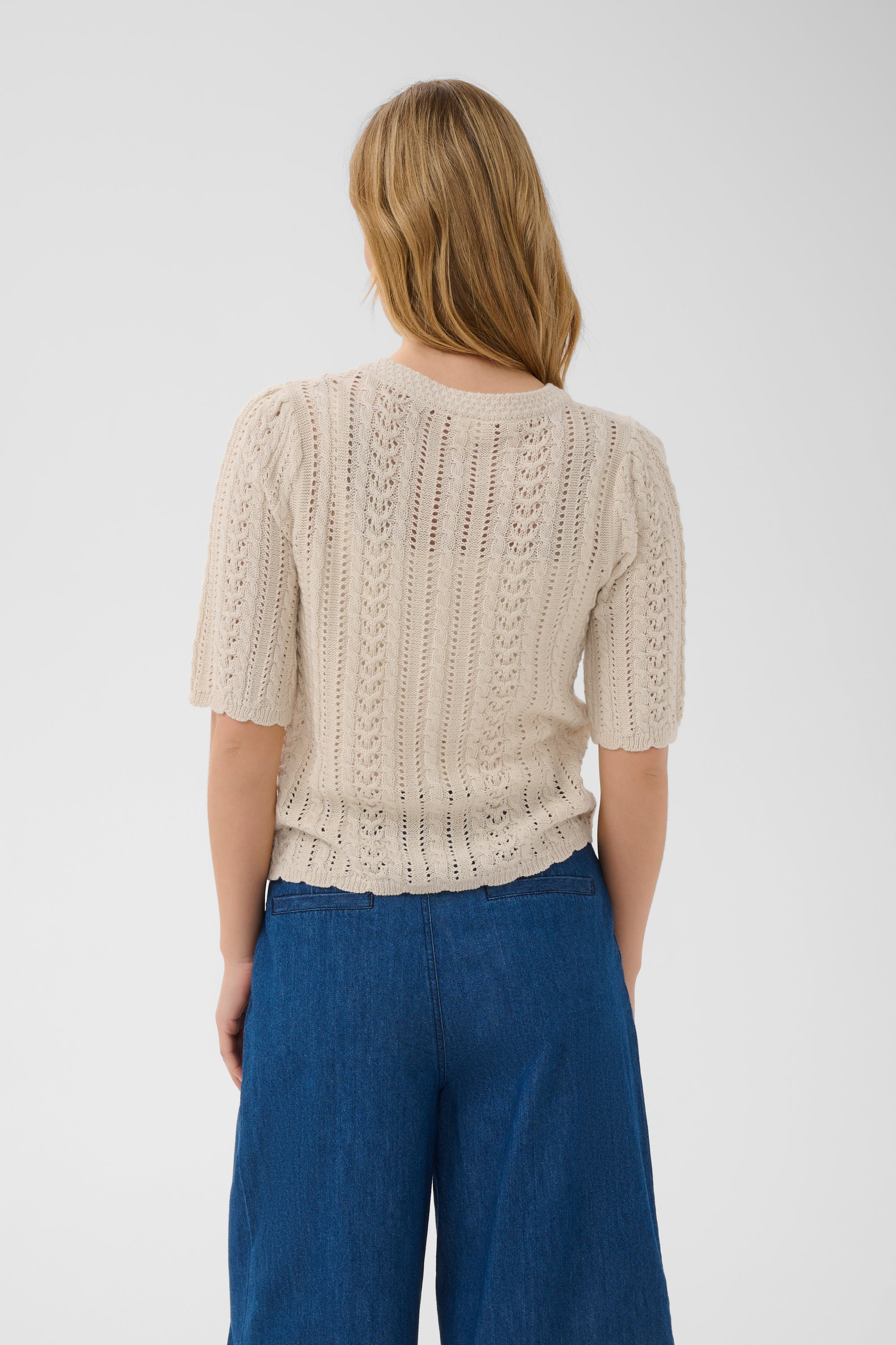 Darnella Pullover