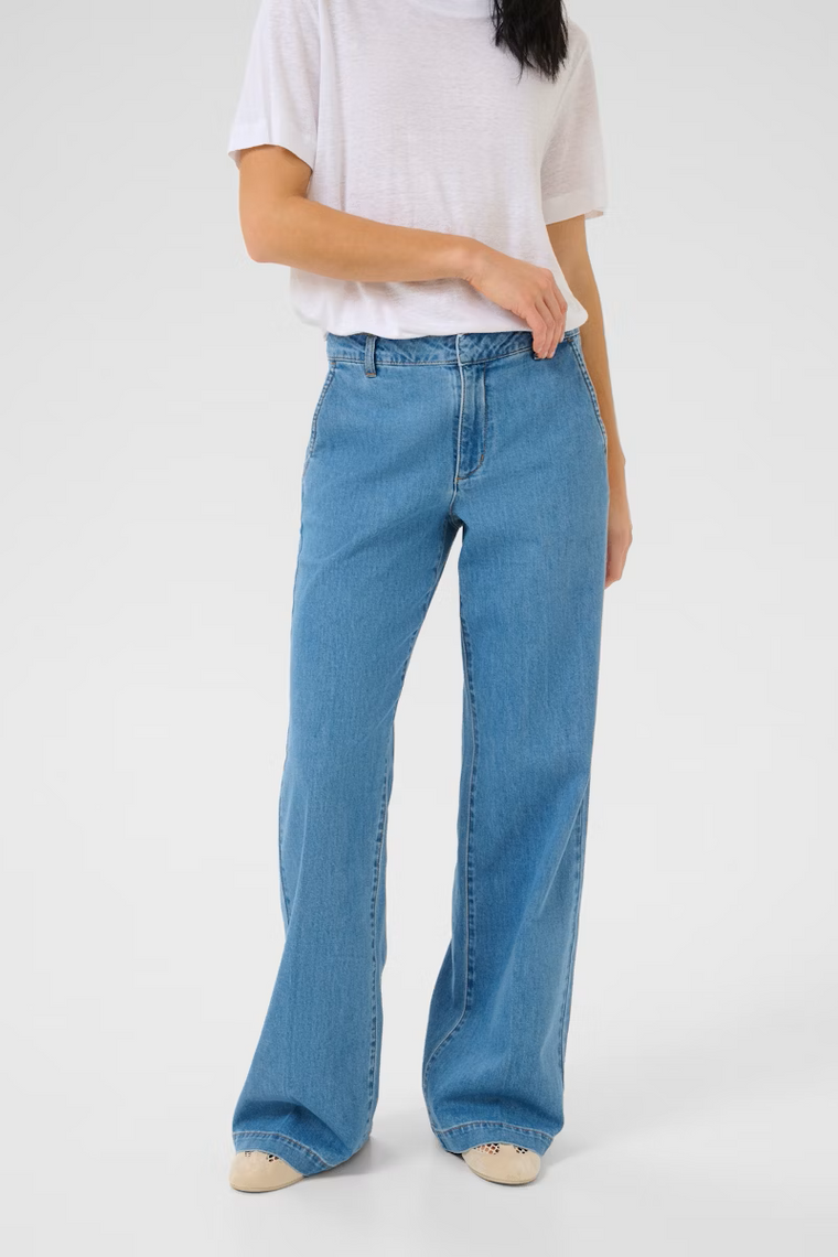 My Essential Wardrobe The Lara Pant