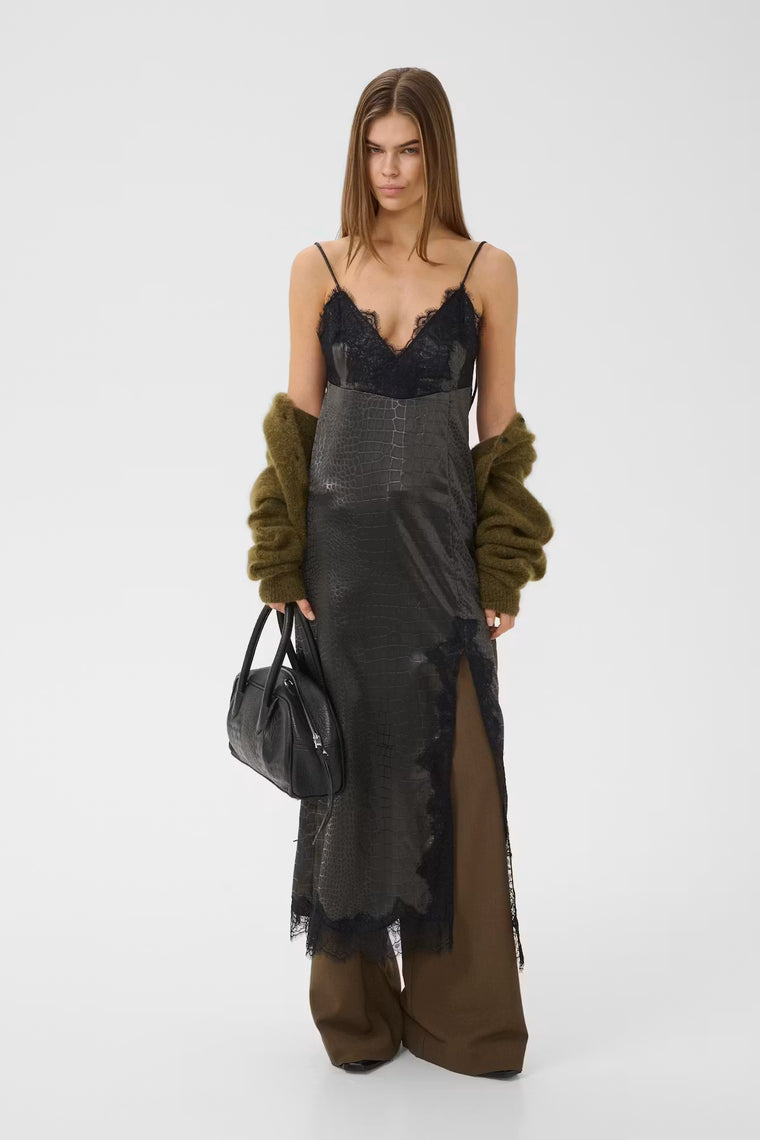 Leata Dress