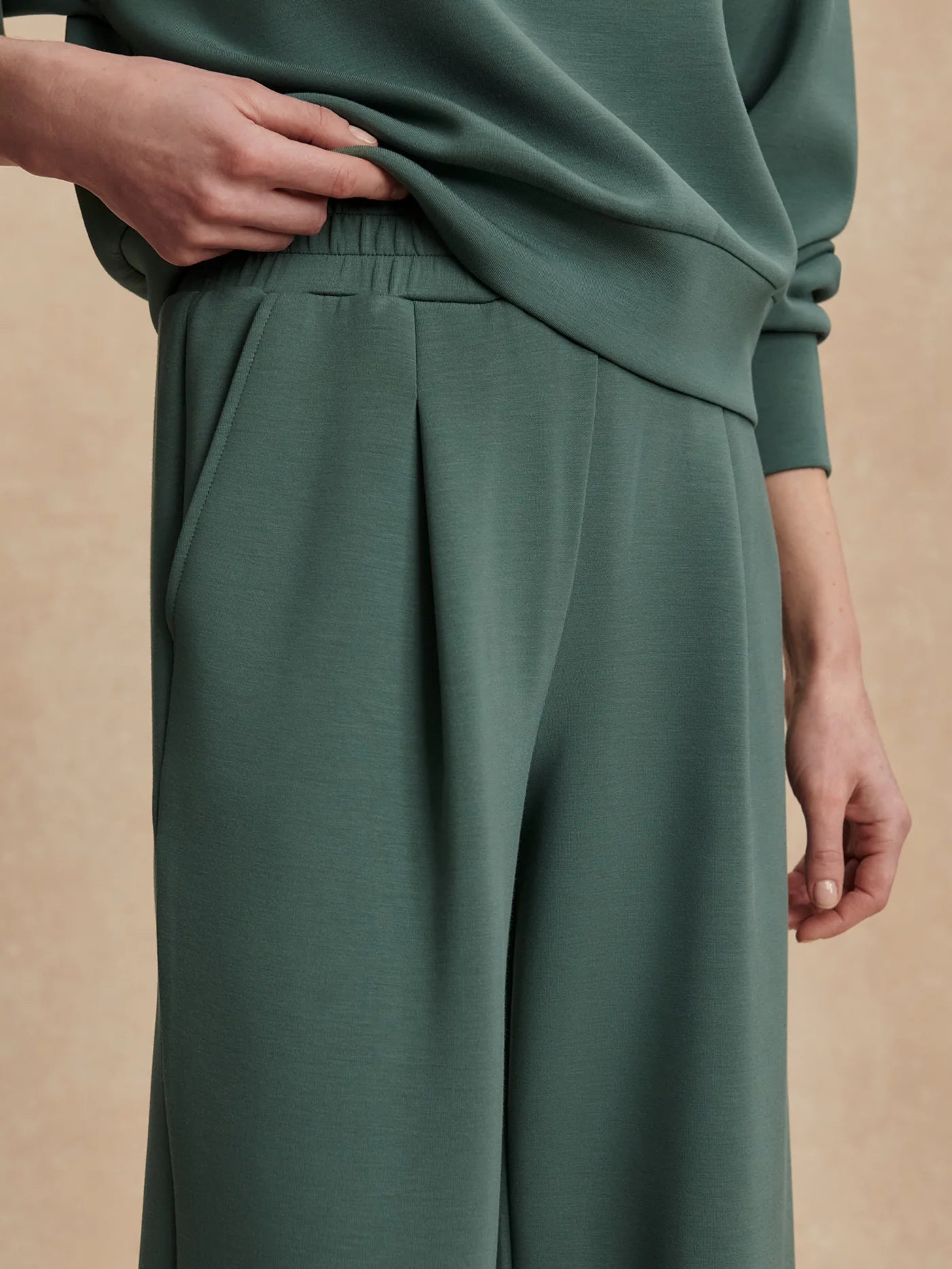 Varley The Extra Wide Leg Pant 29.5" Forest Green