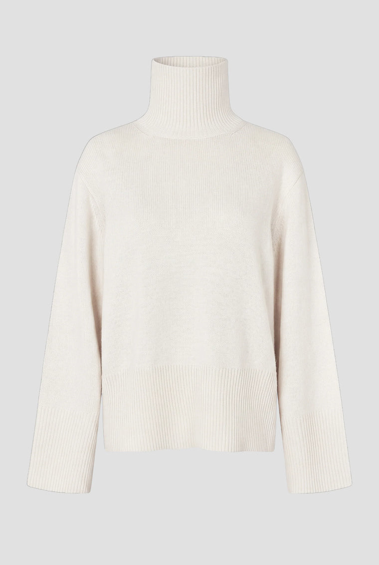Alpha Knit T-Neck Cream