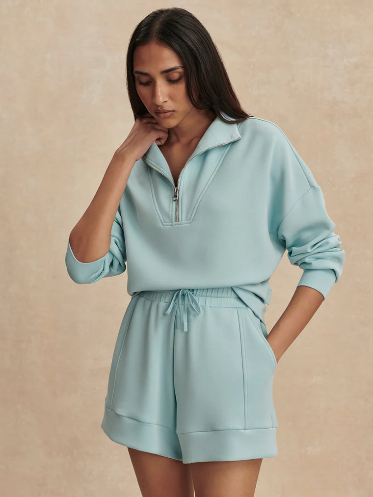 Atrium High Rise Short