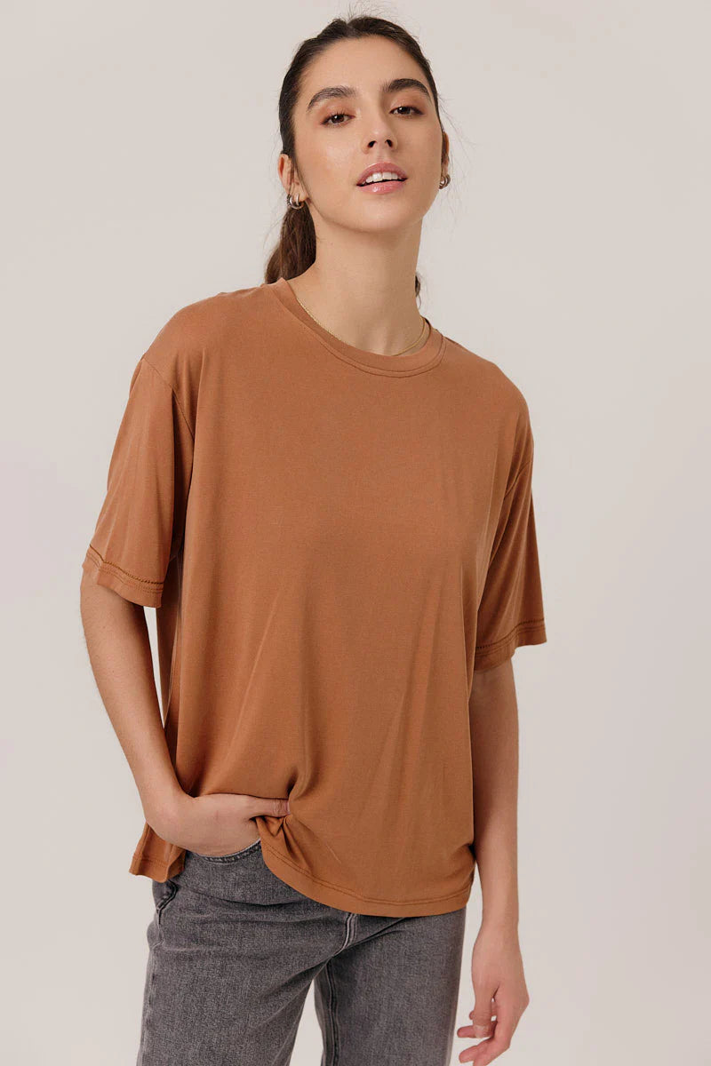 Artlove Suzie Caramel T-shirt