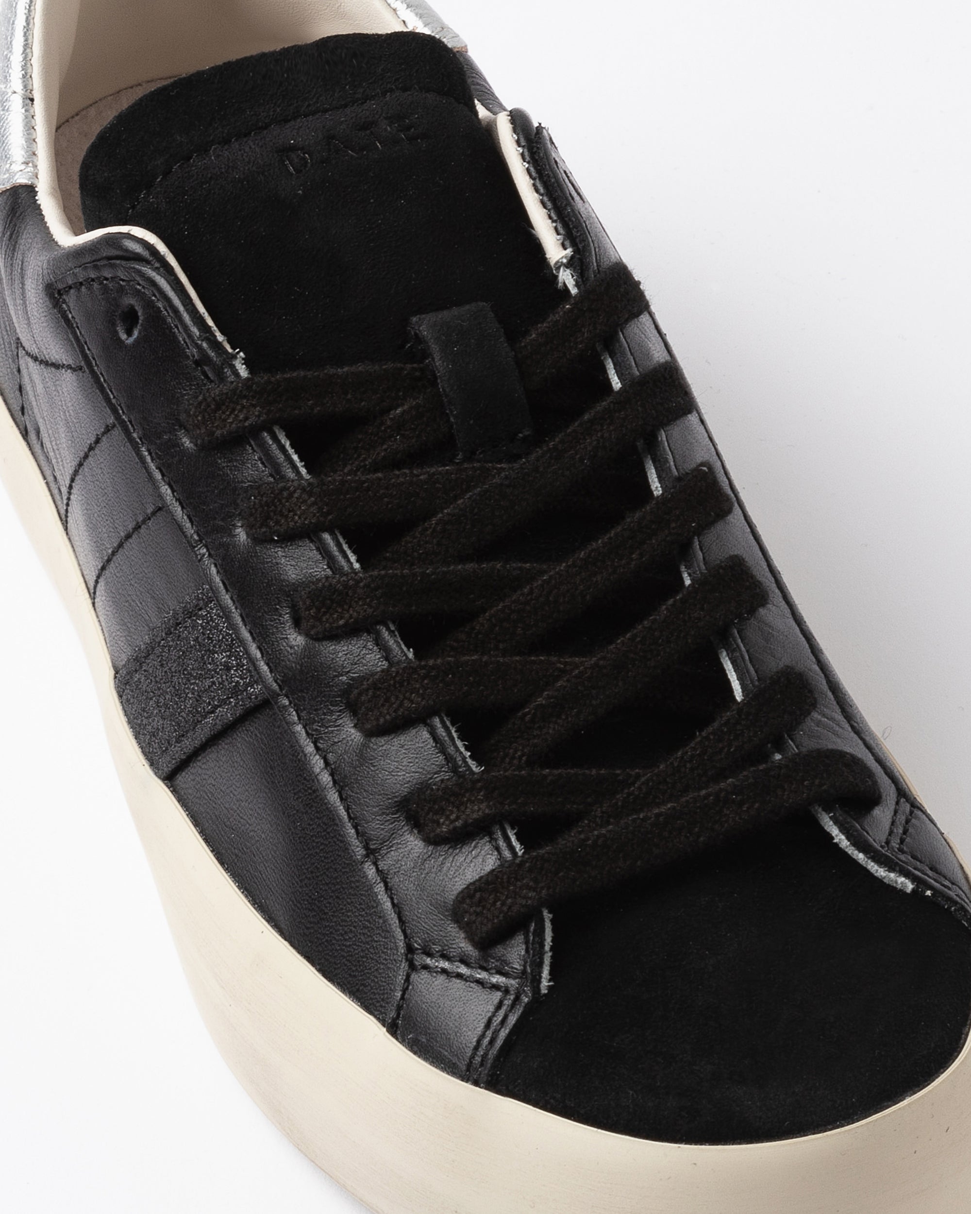 D.A.T.E Hill Low Trainers Black