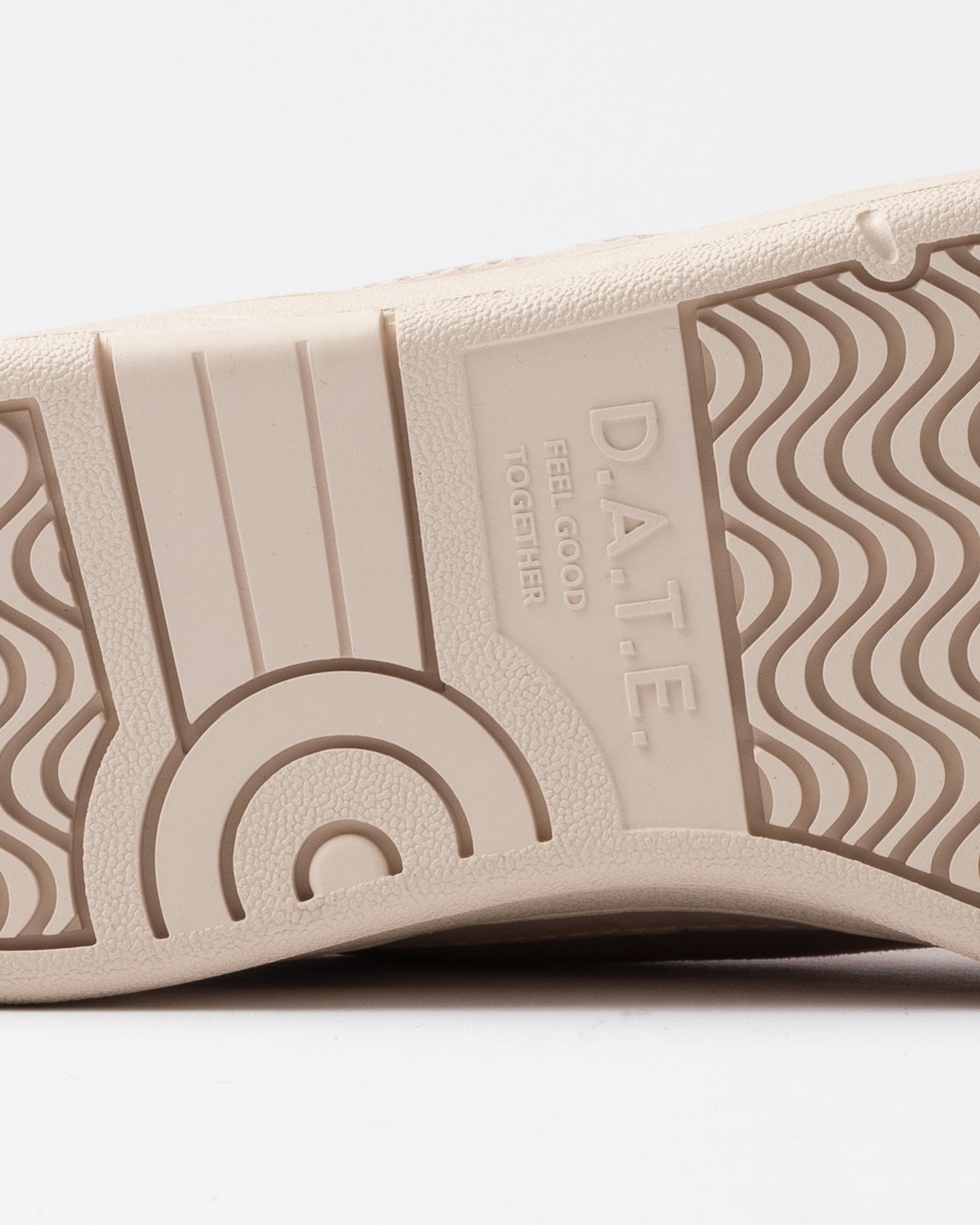 D.A.T.E. Court 2.0 Coloured Rose Trainers