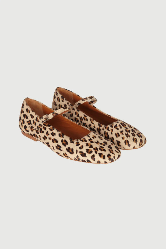 Augusta Julieta mary janes leopard print