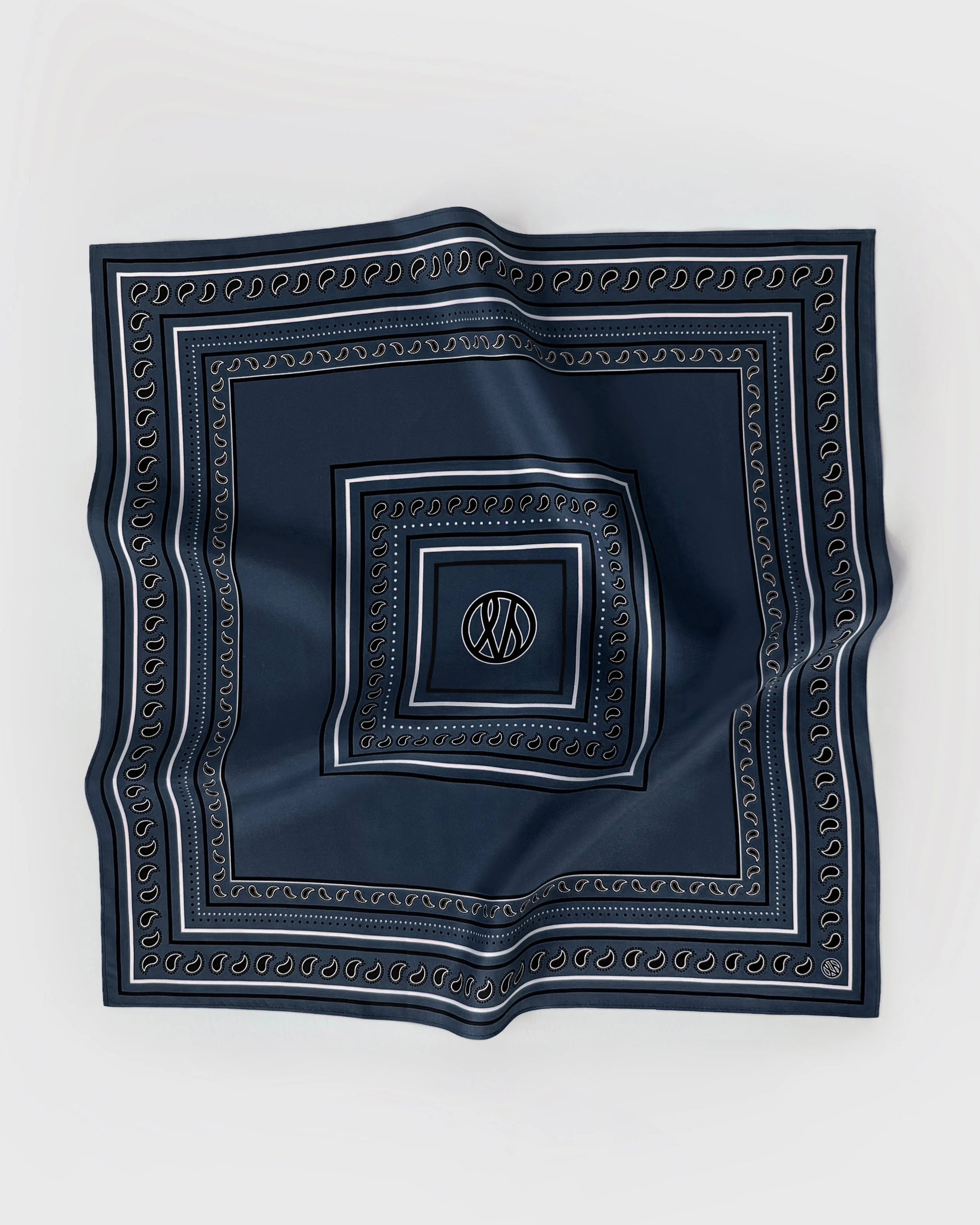 Lescarf Paisley Navy Scarf