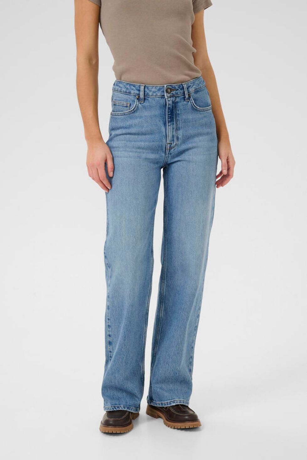 My Essential Wardrobe Louis High Wide Jeans
