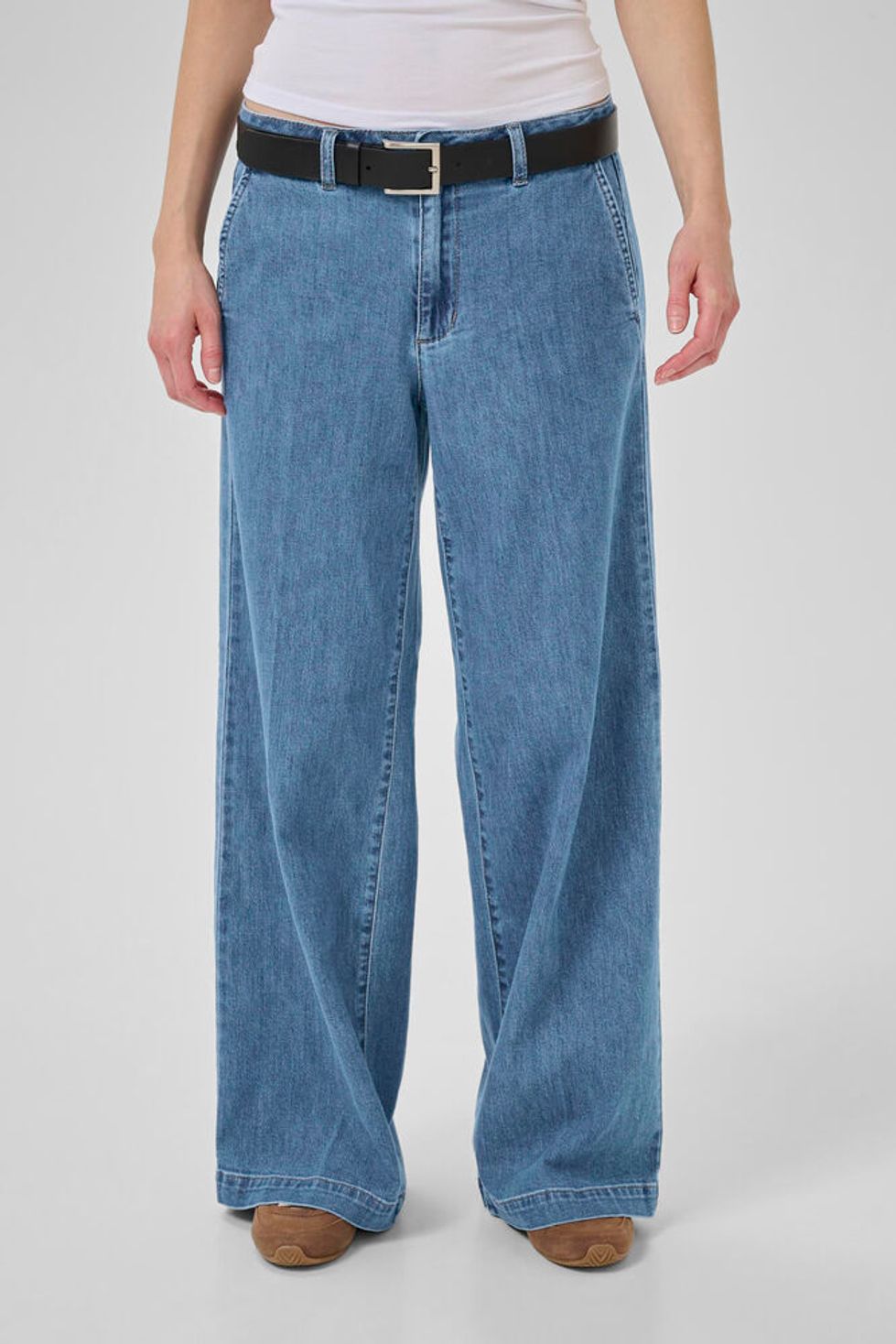 MEW Soffi Mid X-wide Jeans