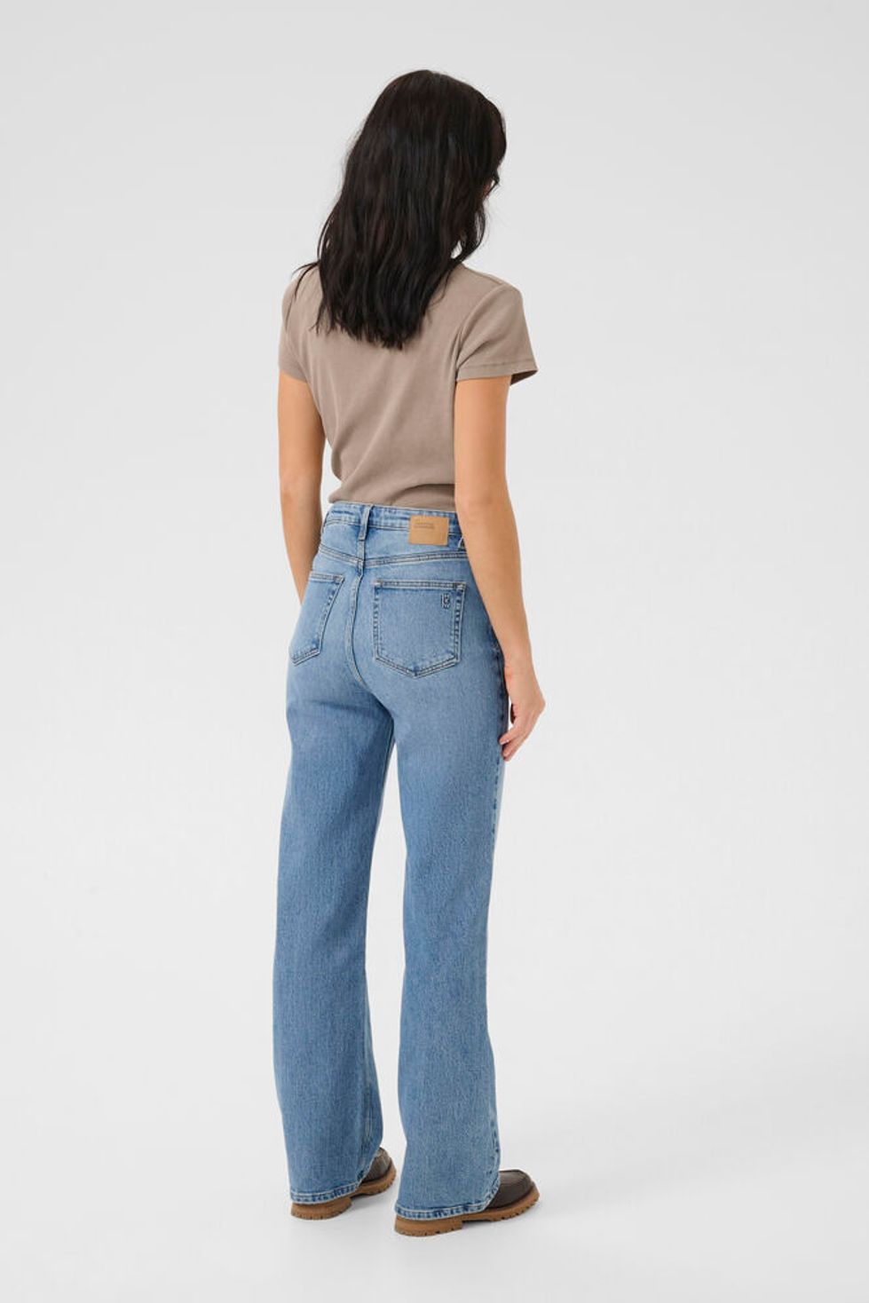 My Essential Wardrobe Louis High Wide Jeans