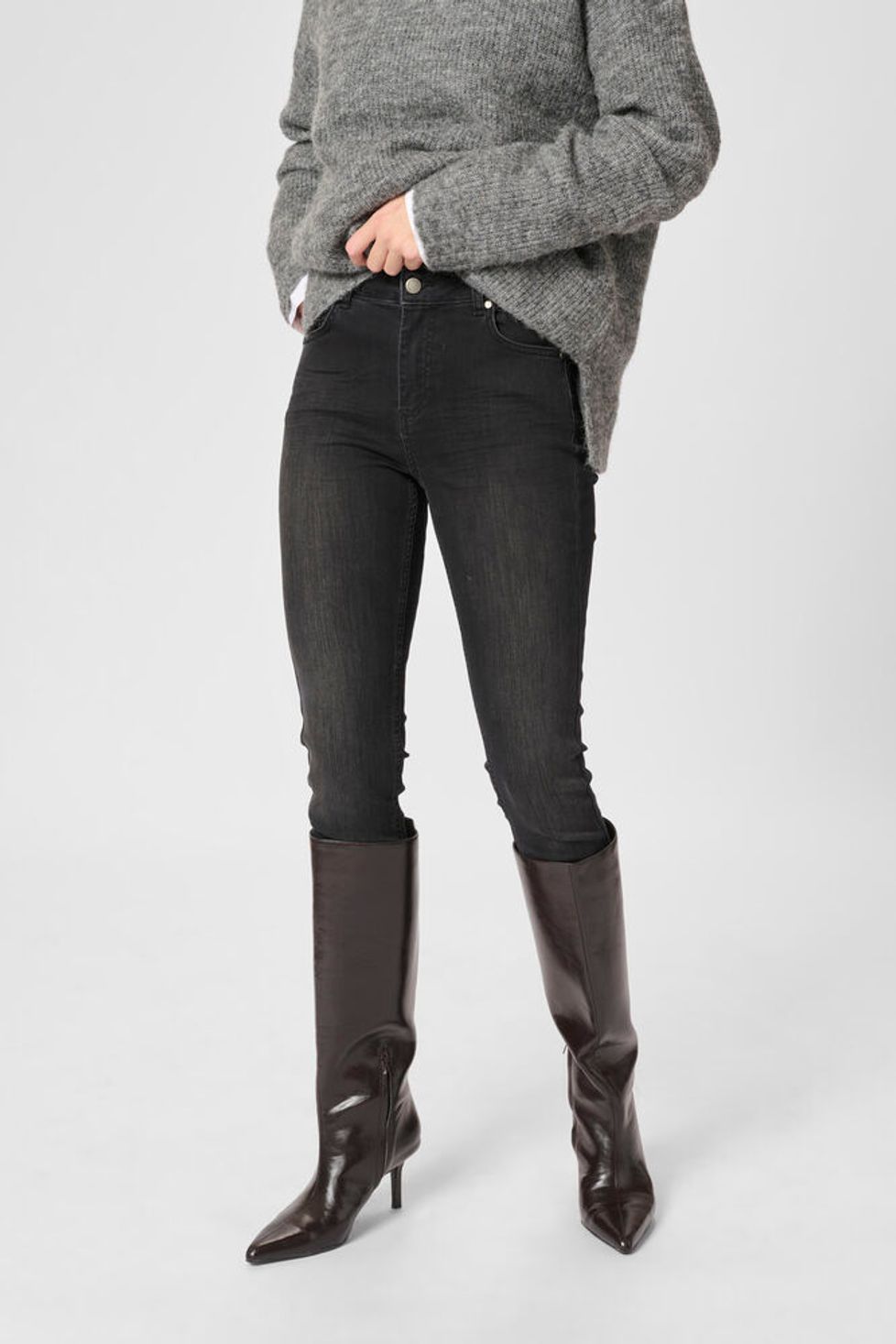 MEW Nora High Slim Jeans Black Wash