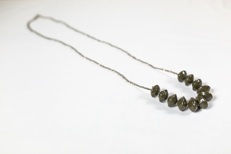 Paperchain Jennifer chunky necklace army