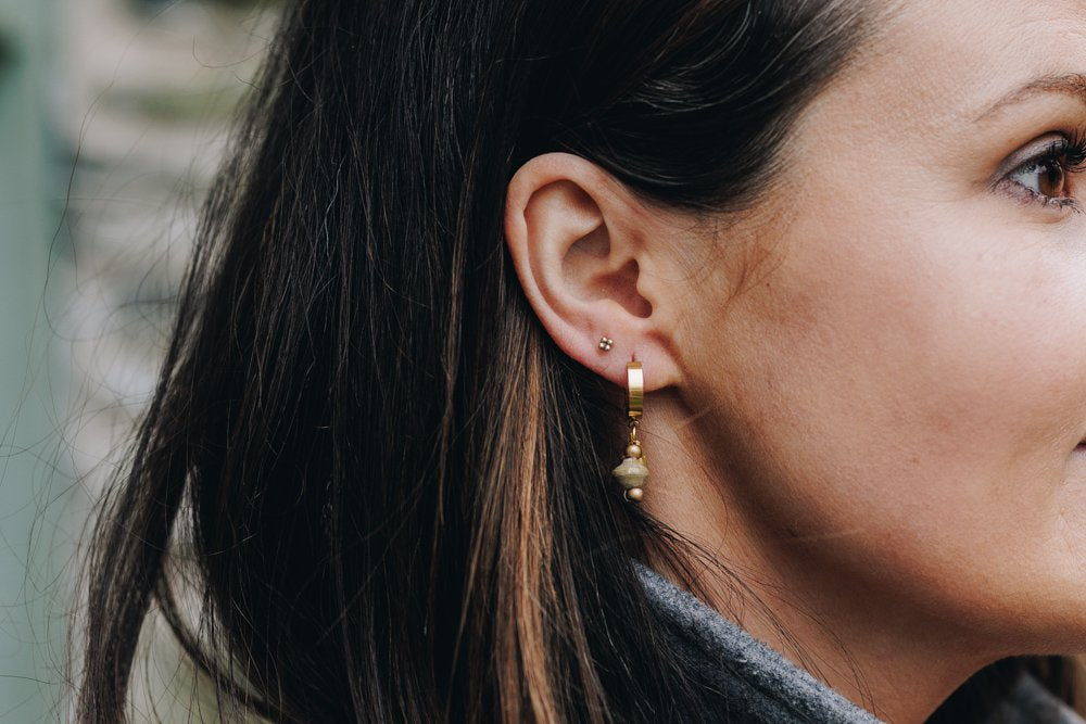 Paperchain Huggie Earrings 